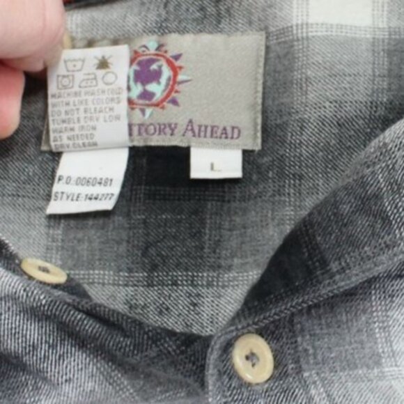 The Territory Ahead Mens Black & White Plaid Long Sleeve Button-Up Shirt L 100% - Picture 3 of 5